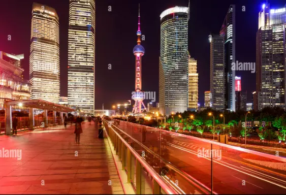 魔都娱乐地图大更新：国潮蹦迪现场、海派沉浸式剧场与魔都首店首